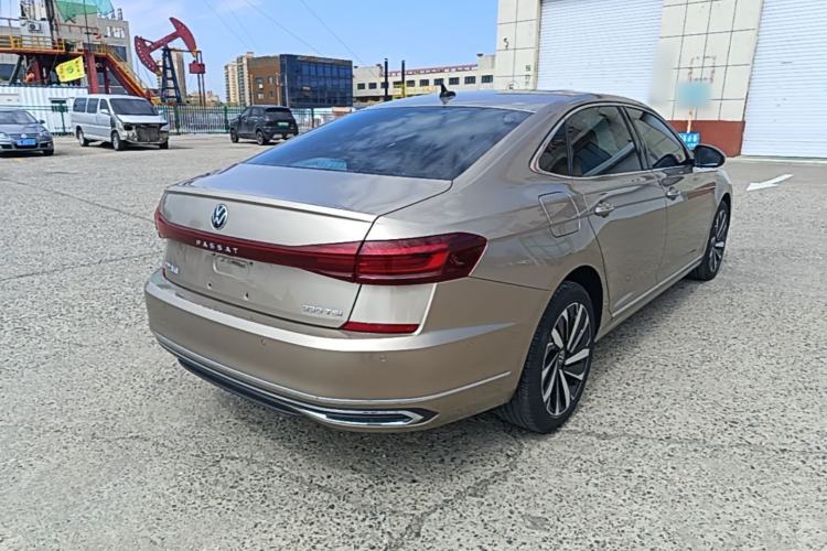 Used Volkswagen Passat 2022 330TSI Luxury Edition Rear Right 45 Deg