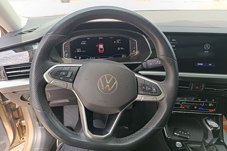Used Volkswagen Passat 2022 330TSI Luxury Edition Steering Wheel