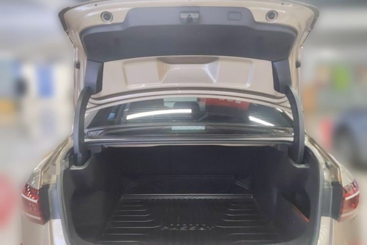 Used Volkswagen Passat 2022 330TSI Luxury Edition Trunk
