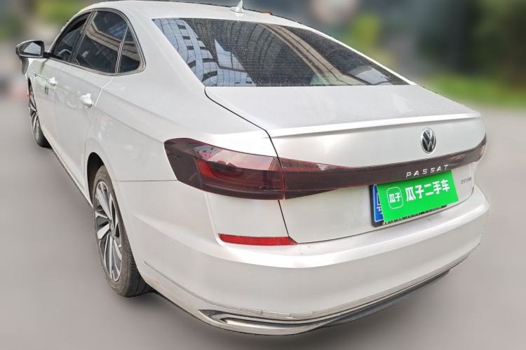 Used Volkswagen Passat 2022 330TSI Luxury Edition Rear Left 45 Deg