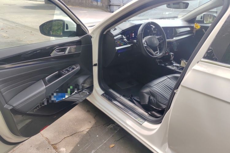 Used Volkswagen Passat 2022 330TSI Starry Luxury Edition Driver Seat