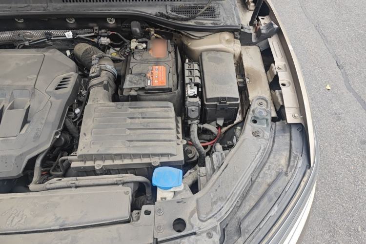 Used Volkswagen Passat 2022 330TSI Elite Edition Engine Bay Left