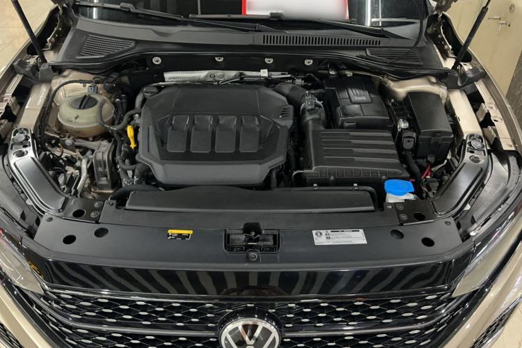 Used Volkswagen Passat 2022 330TSI Starry Luxury Edition Engine Bay