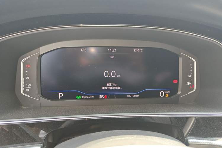 Used Volkswagen Passat 2022 330TSI Luxury Edition Instrument Cluster
