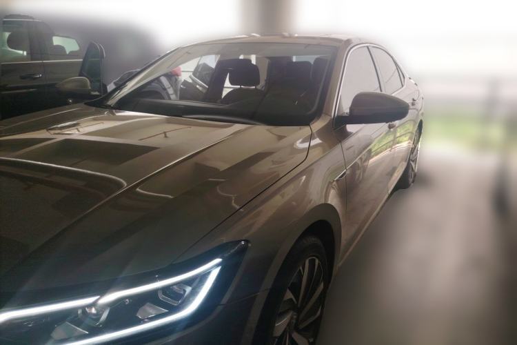 Used Volkswagen Passat 2022 330TSI Starry Luxury Edition Guazi used car, China used car export, Used car for sale, Used Volkswagen cars, Cheapest cars for sale