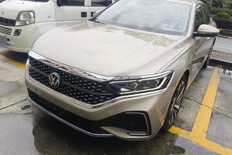 Used Volkswagen Passat 2022 330TSI Starry Luxury Edition – Exclusive Special Edition Guazi used car, China used car export, Used car for sale, Used  cars, Cheapest cars for sale