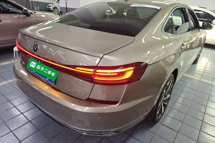 Used Volkswagen Passat 2022 330TSI Elite Edition Custom Version Rear Right 45 Deg