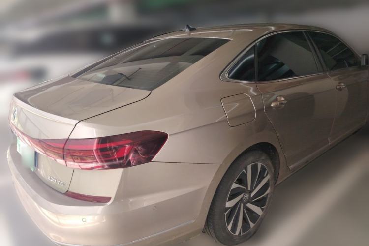 Used Volkswagen Passat 2022 330TSI Starry Luxury Edition Rear Right 45 Deg