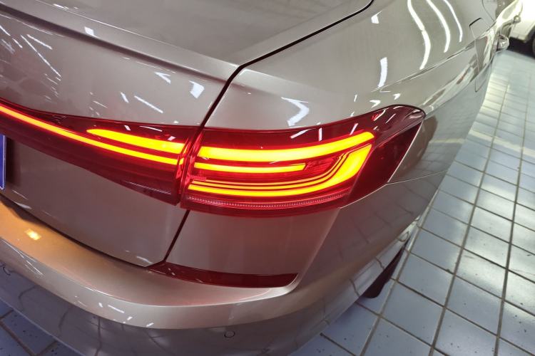 Used Volkswagen Passat 2022 330TSI Elite Edition Custom Version Right Rear Taillight