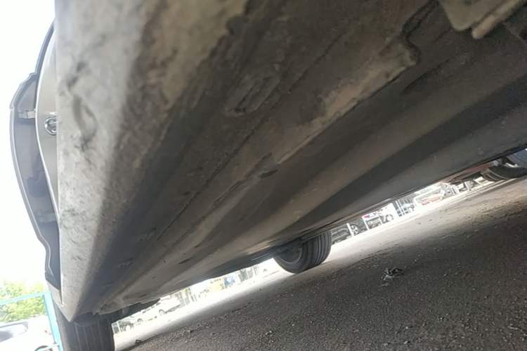 Used Volkswagen Passat 2022 330TSI Luxury Edition Right Side Sill
