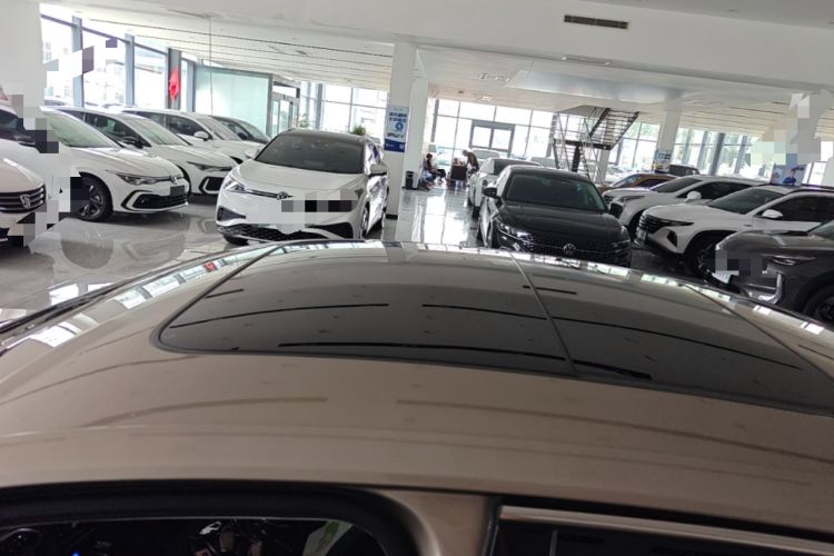 Used Volkswagen Passat 2022 330TSI Luxury Edition Roof