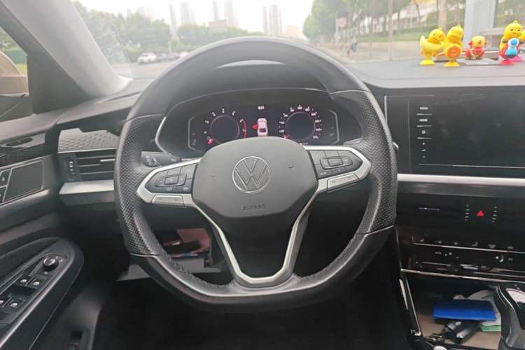 Used Volkswagen Passat 2022 330TSI Elite Edition Steering Wheel