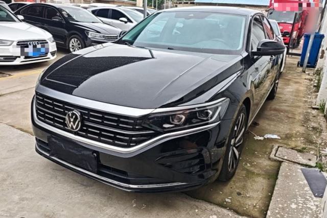 Used Volkswagen Passat 2023 Facelift 330TSI Luxury Edition