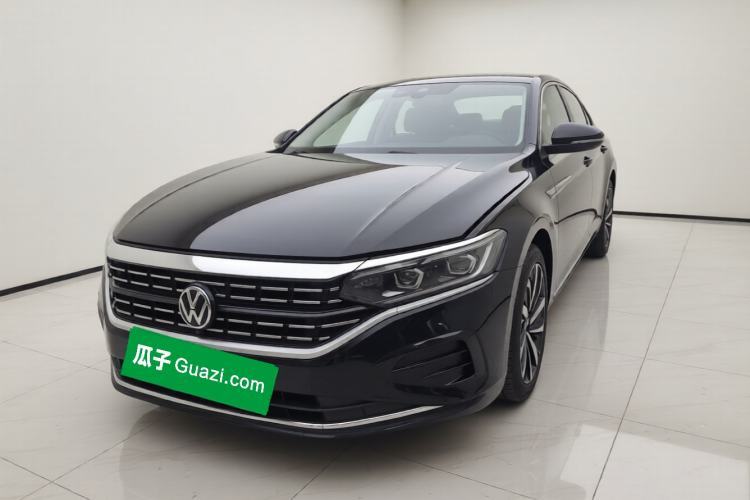 Used Volkswagen Passat 2023 Facelift 330TSI Luxury Edition Guazi used car, China used car export, Used car for sale, Used  cars, Cheapest cars for sale