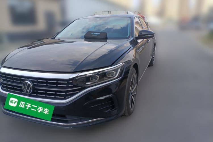 Used Volkswagen Passat 2023 Facelift 330TSI Luxury Edition Guazi used car, China used car export, Used car for sale, Used  cars, Cheapest cars for sale