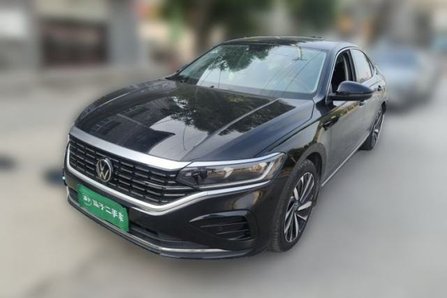 Volkswagen Passat 2023 330TSI Elite Edition usado