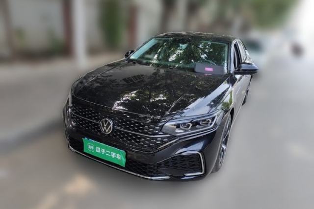 Used Volkswagen Passat 2023 330TSI Starry Luxury Edition