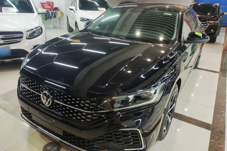 Used Volkswagen Passat 2023 Revised 330TSI Starry Elite Edition Guazi used car, China used car export, Used car for sale, Used cars, Cheapest cars for sale