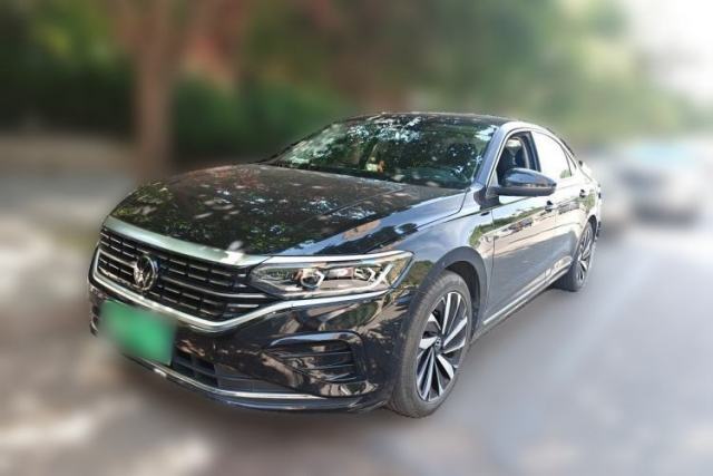 Used Volkswagen Passat 2023 Facelift 330TSI Luxury Edition