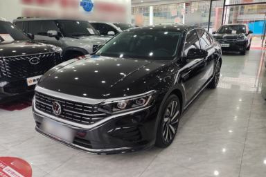 Used Volkswagen Passat 2023 Facelift 330TSI Luxury Edition