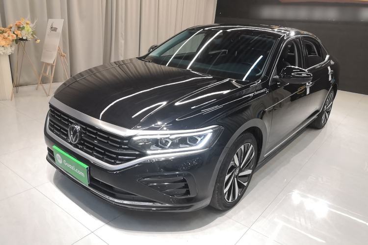 Used Volkswagen Passat 2023 Facelift 330TSI Luxury Edition Guazi used car, China used car export, Used car for sale, Used  cars, Cheapest cars for sale