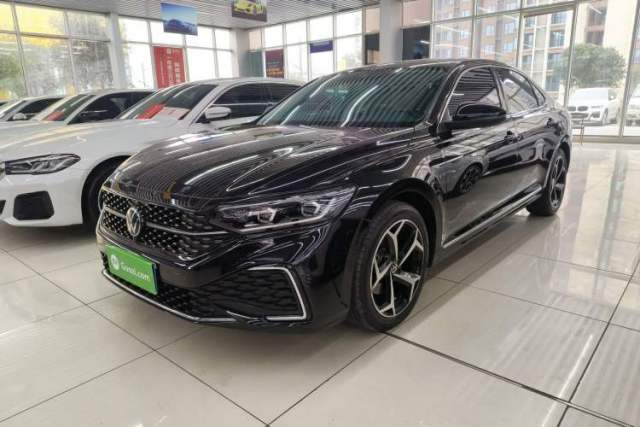 Used Volkswagen Passat 2023 Restyled 330TSI Starry Luxury Edition