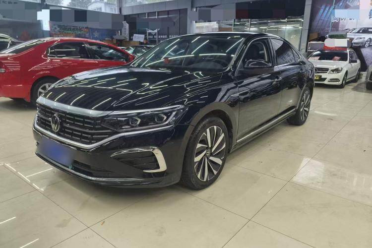 Used Volkswagen Passat 2023 Facelift 330TSI Luxury Edition Guazi used car, China used car export, Used car for sale, Used  cars, Cheapest cars for sale