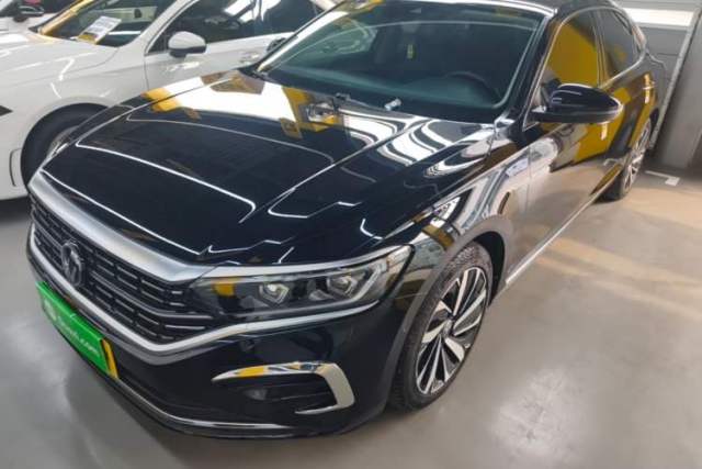 Used Volkswagen Passat 2023 Facelift 330TSI Luxury Edition