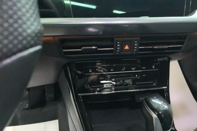 Used Volkswagen Passat 2023 Restyled 330TSI Starry Luxury Edition Audio And AC Panel