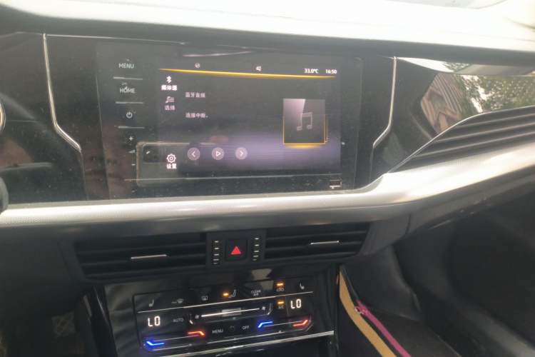 Used Volkswagen Passat 2023 Revised 330TSI Elite Edition Audio And AC Panel