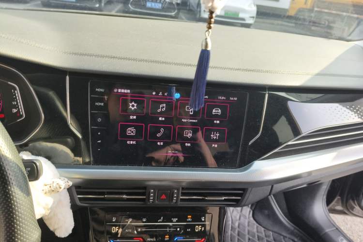 Used Volkswagen Passat 2023 Restyled 330TSI Starry Luxury Edition Audio And AC Panel