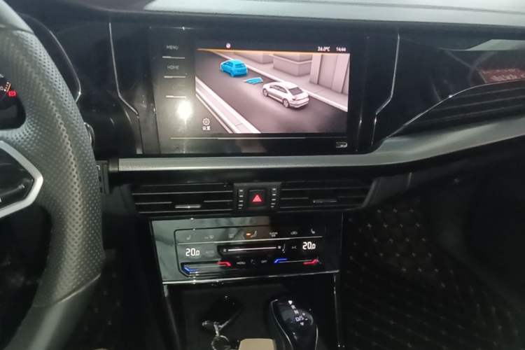 Used Volkswagen Passat 2023 Revised 330TSI Starry Elite Edition Audio And AC Panel