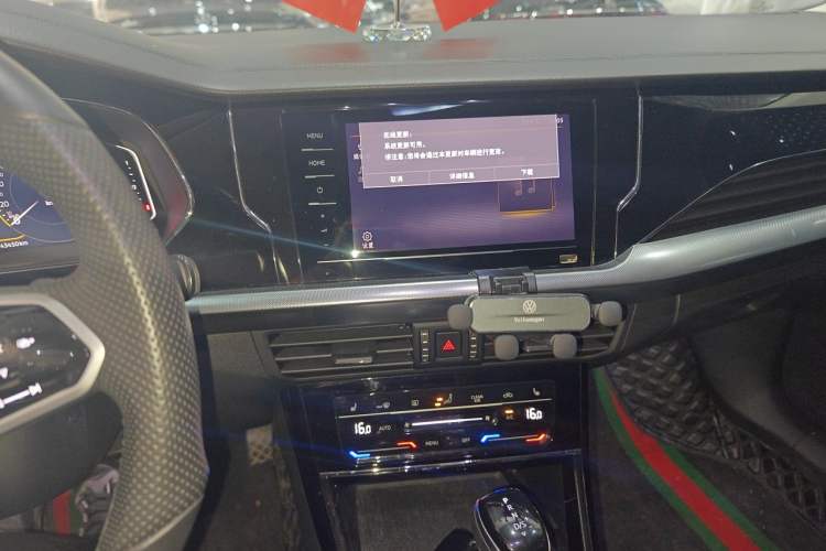 Used Volkswagen Passat 2023 Revised 330TSI Elite Edition Audio And AC Panel