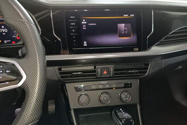 Used Volkswagen Passat 2023 Revised Version 280TSI Business Edition Audio And AC Panel