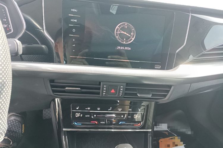 Used Volkswagen Passat 2023 Revised 330TSI Starry Elite Edition Audio And AC Panel