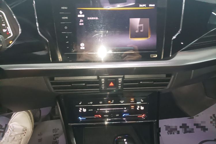 Used Volkswagen Passat 2023 330TSI Starry Elite Edition Audio And AC Panel