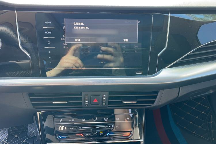 Used Volkswagen Passat 2023 Revised 330TSI Starry Elite Edition Audio And AC Panel