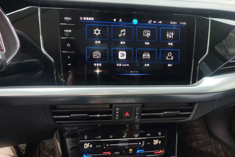 Used Volkswagen Passat 2023 Revised 380TSI Luxury Edition Audio And AC Panel
