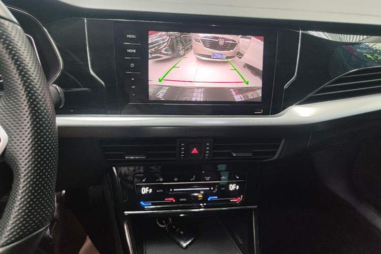 Used Volkswagen Passat 2023 Revised 330TSI Starry Elite Edition Audio And AC Panel