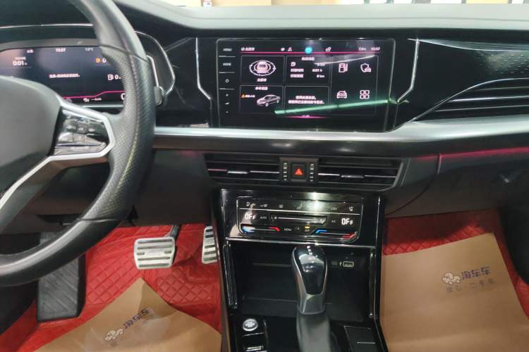 Used Volkswagen Passat 2023 Restyled 330TSI Starry Luxury Edition Audio And AC Panel