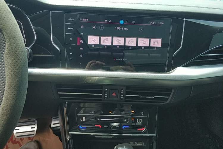 Used Volkswagen Passat 2023 Restyled 330TSI Starry Luxury Edition Audio And AC Panel