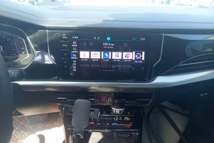 Used Volkswagen Passat 2023 380TSI Flagship Edition Audio And AC Panel