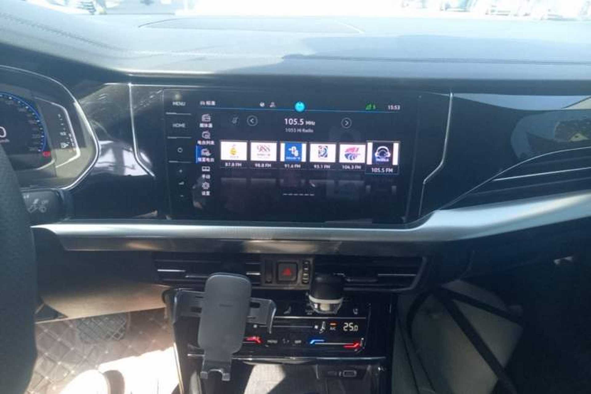 Used Volkswagen Passat 2023 380TSI Flagship Edition Audio And AC Panel