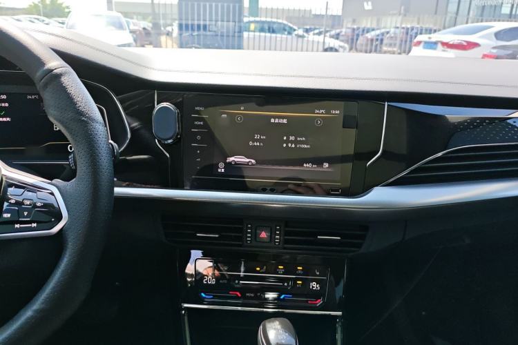 Used Volkswagen Passat 2023 Revised 330TSI Elite Edition Audio And AC Panel