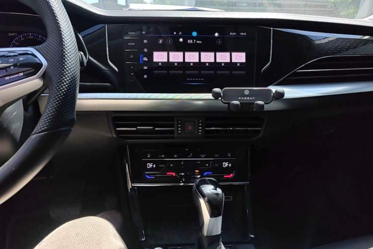 Used Volkswagen Passat 2023 Restyled 330TSI Starry Luxury Edition Audio And AC Panel
