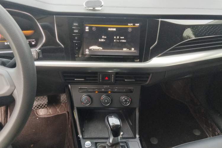 Used Volkswagen Passat 2023 Revised Version 280TSI Business Edition Audio And AC Panel