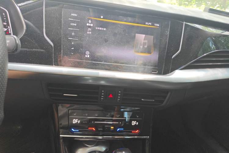 Used Volkswagen Passat 2023 330TSI Starry Elite Edition Audio And AC Panel