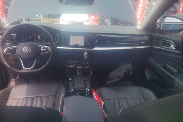 Used Volkswagen Passat 2023 Restyled 330TSI Starry Luxury Edition Audio And AC Panel