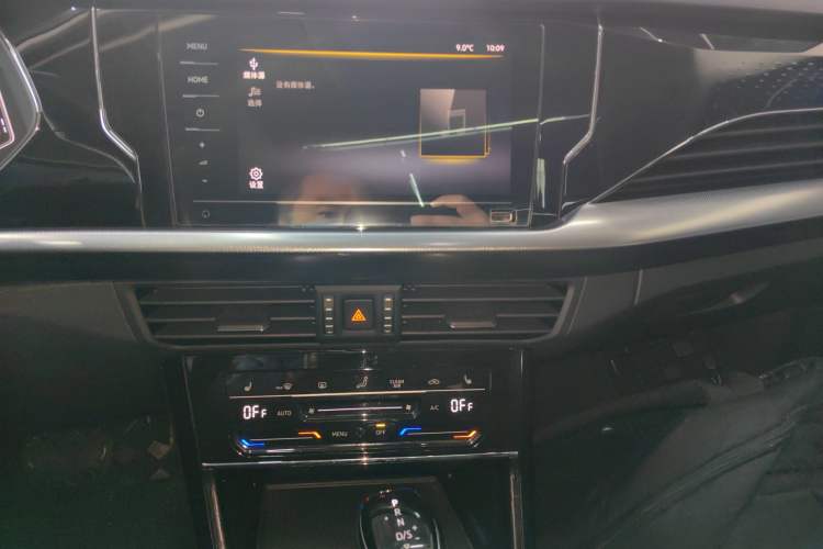 Used Volkswagen Passat 2023 Revised 330TSI Starry Elite Edition Audio And AC Panel