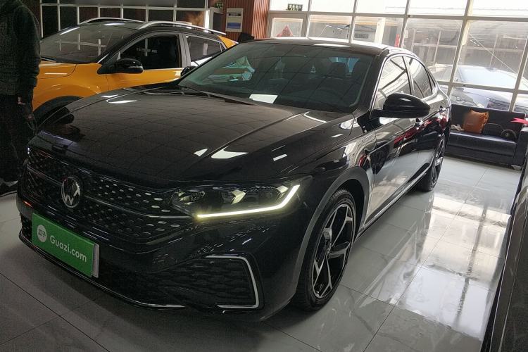 Used Volkswagen Passat 2023 Revised 330TSI Starry Elite Edition Guazi used car, China used car export, Used car for sale, Used cars, Cheapest cars for sale